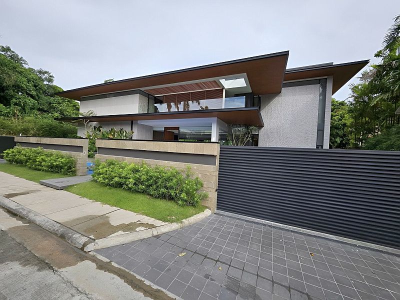 Art Deco House